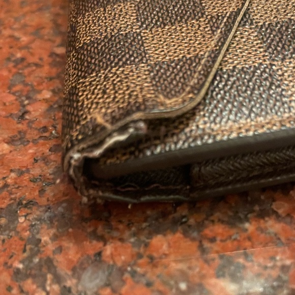 LOUIS VUITTON DAMIER EBENE TRIFOLD WALLET - Picture 14 of 16